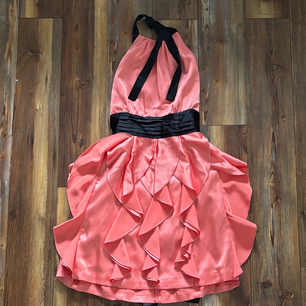BCBGMaxAzria Coral & Black Backless Halter neck ruffle Dress 10